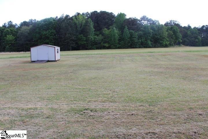 Property image 2 at 108 Rock Moss Drive, Williamston, SC 29697