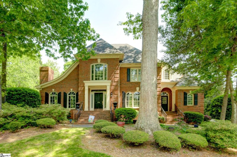 Property image 2 at 114 Ryans Run Court, Greenville, SC 29615