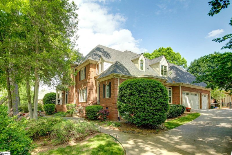 Property image 4 at 114 Ryans Run Court, Greenville, SC 29615
