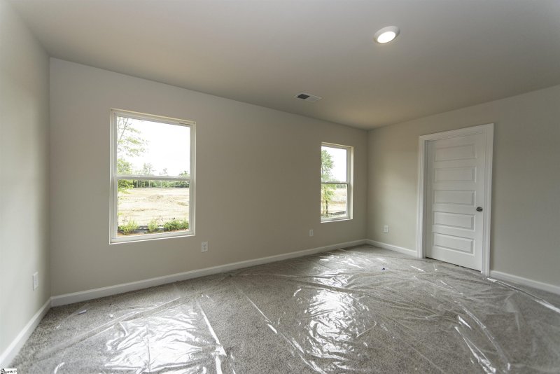 Property image 2 at 665 Grays Creek Road, Spartanburg, SC 29303