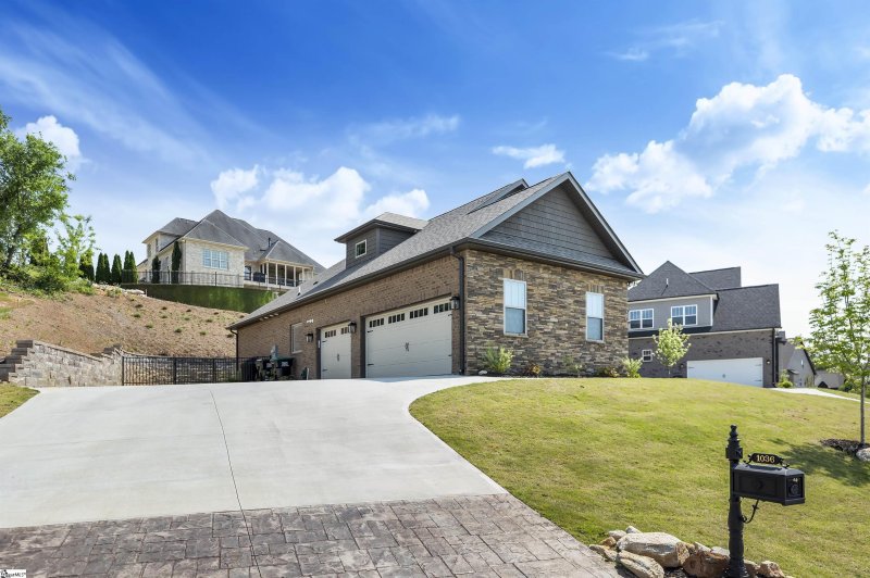 Property image 3 at 1036 Tuscany Drive, Anderson, SC 29621