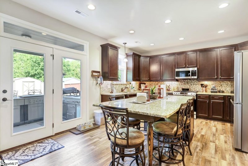 Property image 4 at 413 Golden Amber Lane, Greer, SC 29651