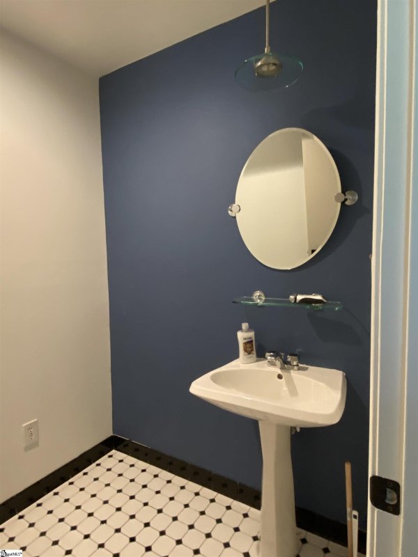 Property image 5 at 182 Inglewood Way, Greenville, SC 29615