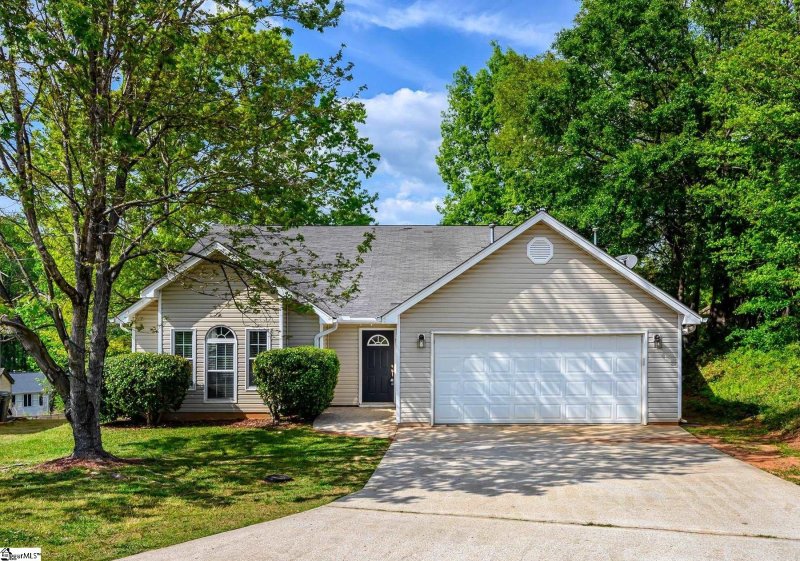 8 Stetson Court