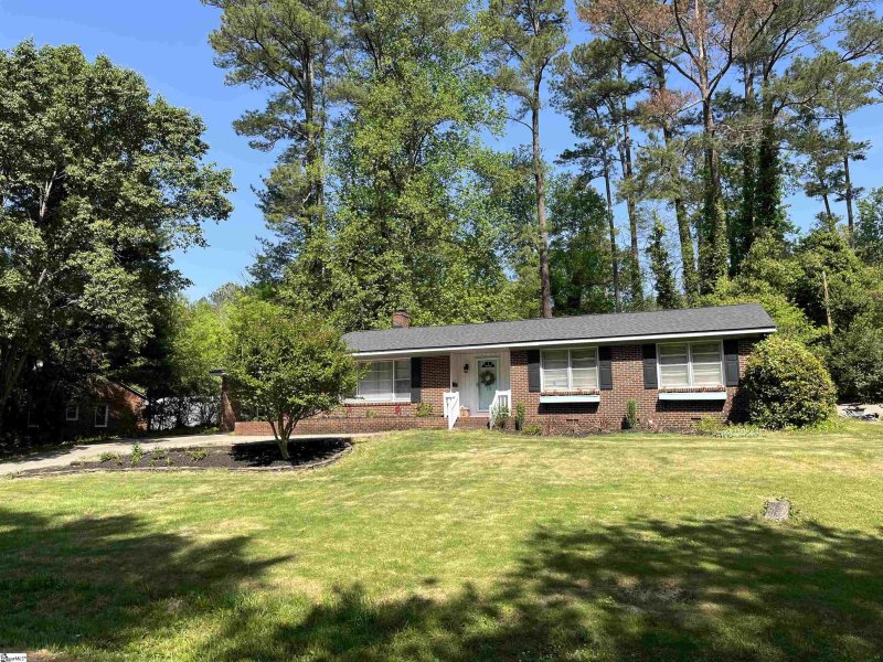 Property image 2 at 711 Dupre Drive, Spartanburg, SC 29307