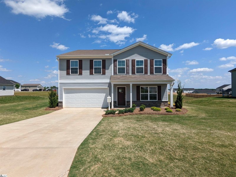 Property image 3 at 9002 Germaine Court, Boiling Springs, SC 29316