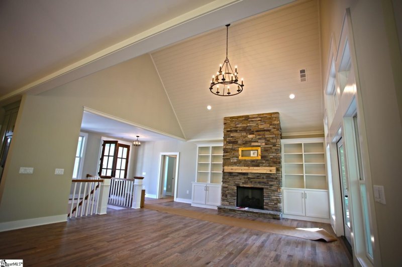 Property image 4 at 915 Four Views Court, Seneca, SC 29672
