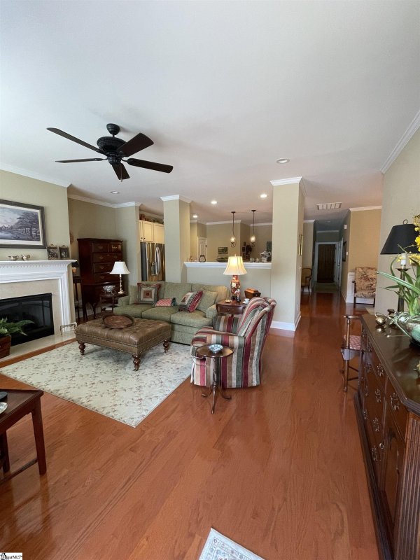 Property image 3 at 217 Louisville Drive, Greenville, SC 29607