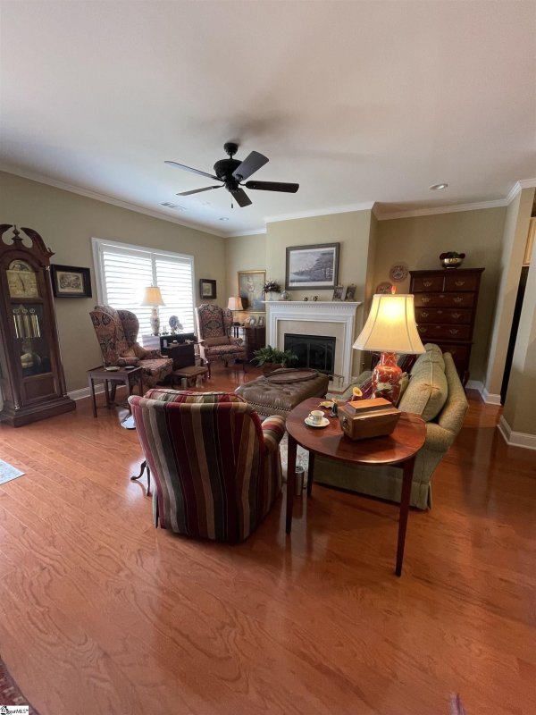 Property image 4 at 217 Louisville Drive, Greenville, SC 29607