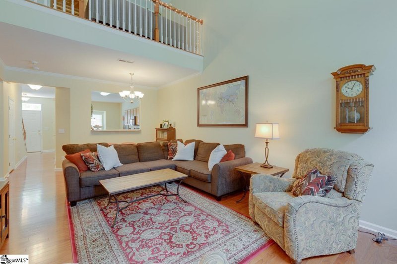 Property image 3 at 305 Majesty Court, Greenville, SC 29615