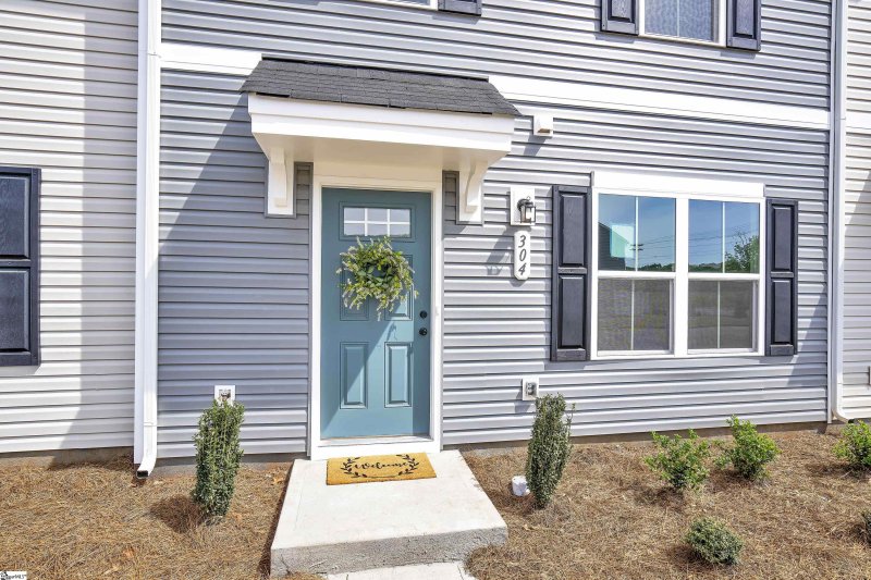 304 Bristling Briar Trail