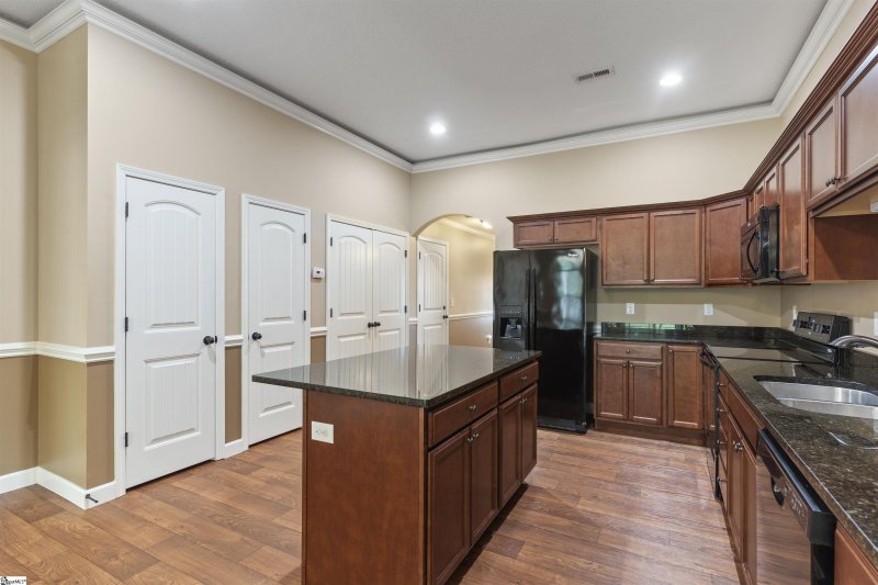 Property image 5 at 552 wesberry Circle, Spartanburg, SC 29301-5025