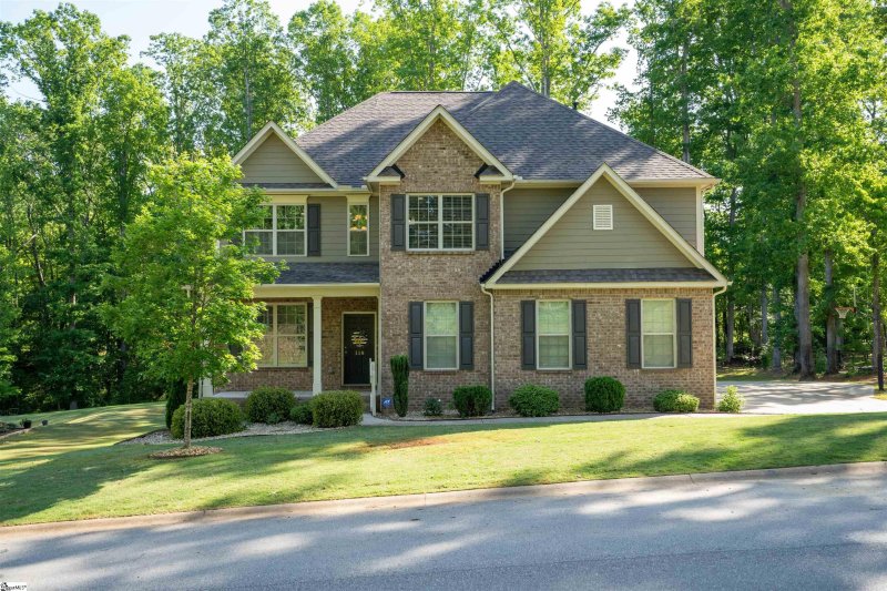 118 Waltzing Vine Lane