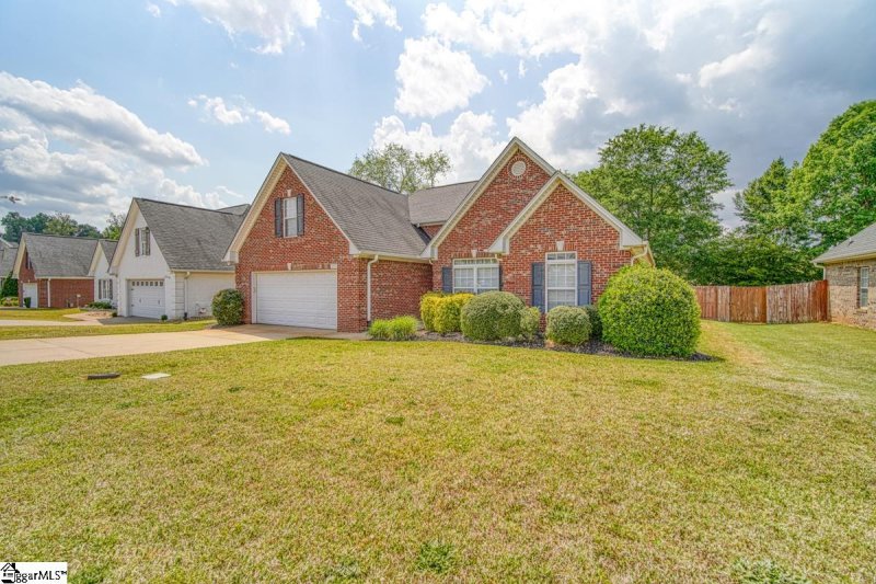 Property image 3 at 237 N Hamlet Court, Moore, SC 29369