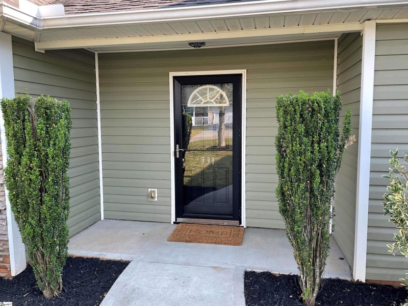 Property image 2 at 331 Collin Rogers Drive, Moore, SC 29369