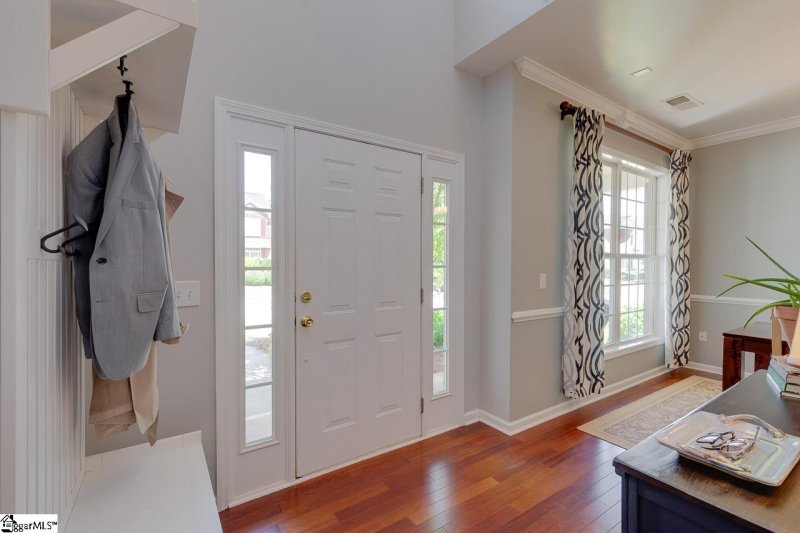 Property image 4 at 214 Catalan Street, Greenville, SC 29607