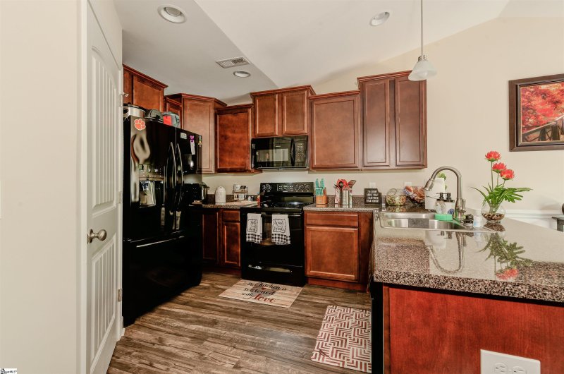 Property image 5 at 24 Kendals Lane, Fountain Inn, SC 29644