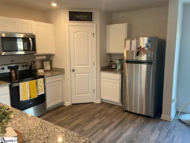 Property image 2 at 122 Evonshire Boulevard, Anderson, SC 29621