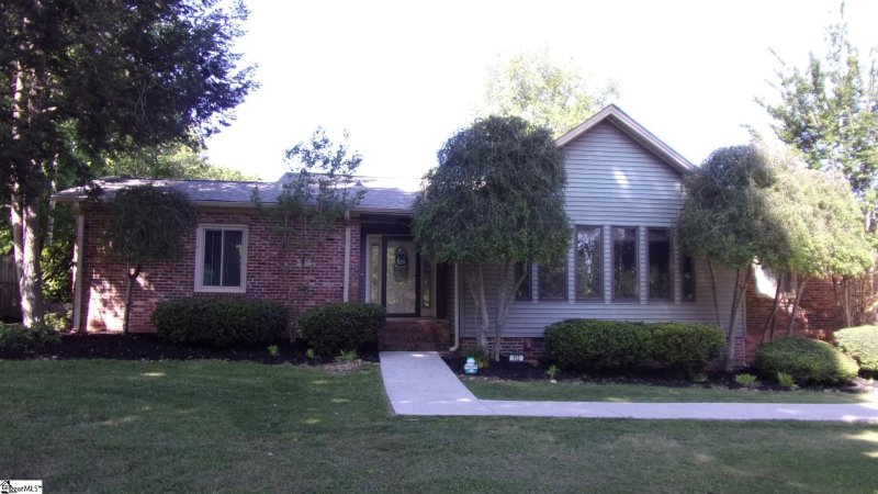 Property image 2 at 112 Kennelworth Way, Easley, SC 29640