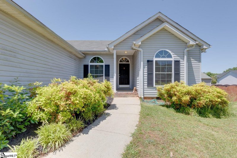 Property image 3 at 17 Leighton Court, Simpsonville, SC 29680