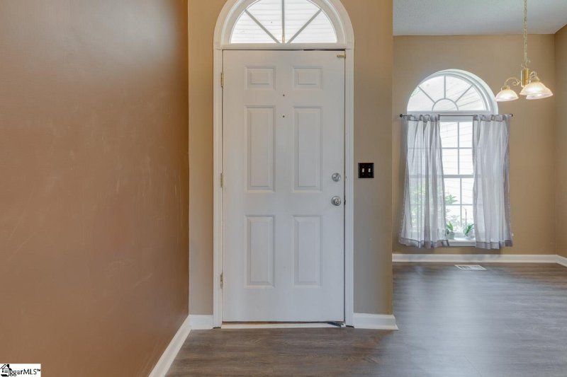 Property image 5 at 17 Leighton Court, Simpsonville, SC 29680