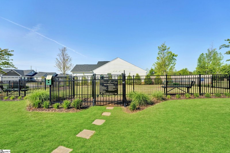 Property image 2 at 215 wellwood Way, Piedmont, SC 29673