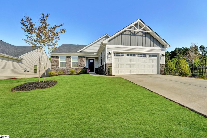 Property image 5 at 215 wellwood Way, Piedmont, SC 29673