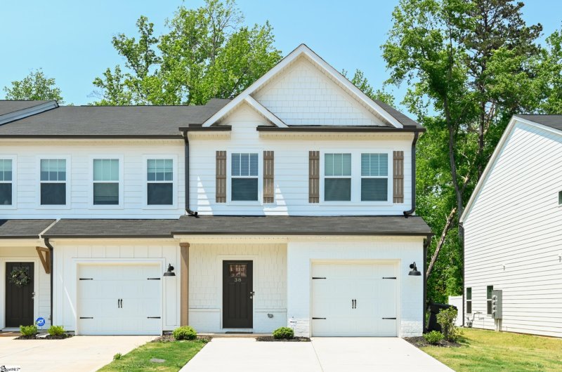 Property image 2 at 38 Grey Oak Trail, Greer, SC 29650