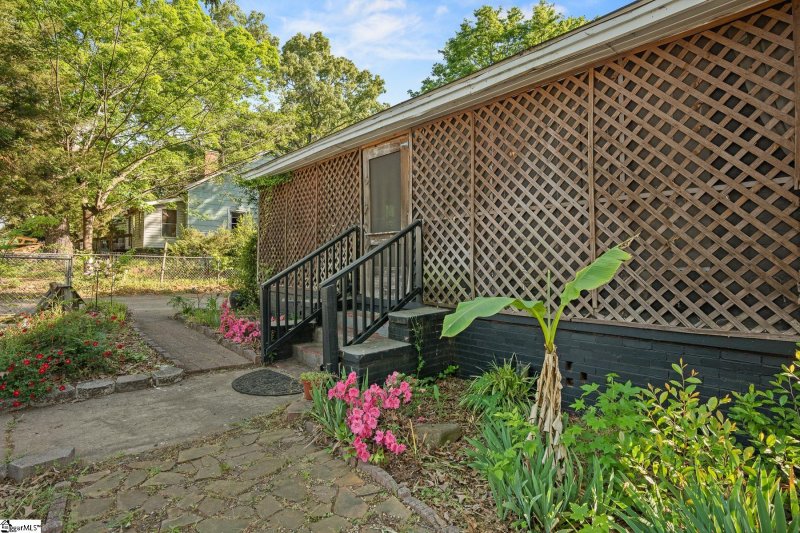 Property image 3 at 1111 Bennett Street, Greenville, SC 29611