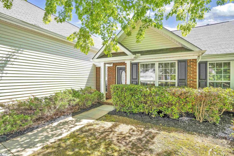 Property image 2 at 500 Plamondon Drive, Simpsonville, SC 29681