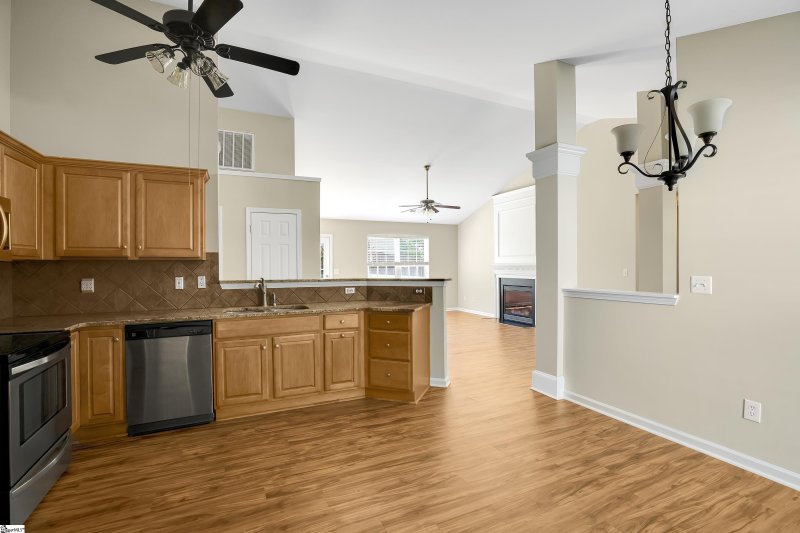 Property image 5 at 500 Plamondon Drive, Simpsonville, SC 29681