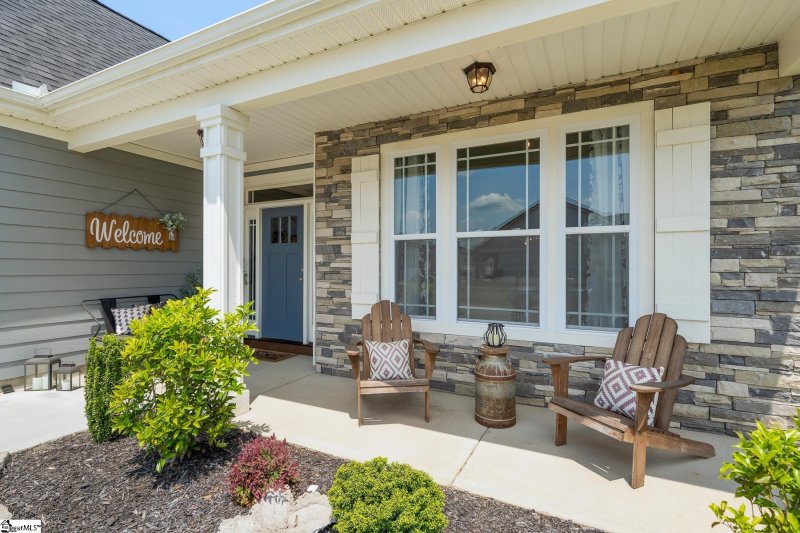 Property image 4 at 301 Loxley Drive, Simpsonville, SC 29680
