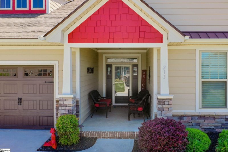 Property image 2 at 213 Longfellow Way, Simpsonville, SC 29681