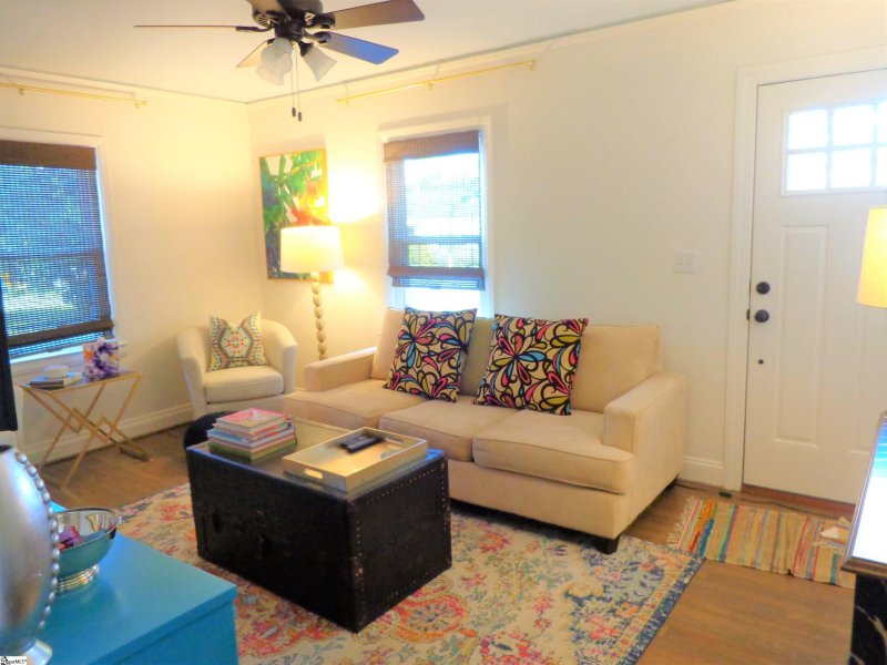 Property image 3 at 200 Cumberland Avenue, Greenville, SC 29607