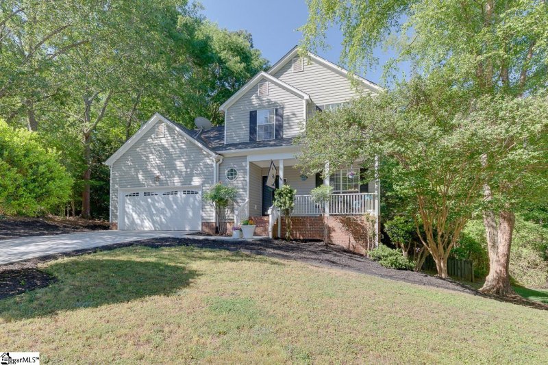 Property image 2 at 4 S Penobscot Court, Simpsonville, SC 29681