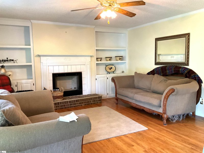 Property image 4 at 417 Woodfield Drive, Piedmont, SC 29673-8373