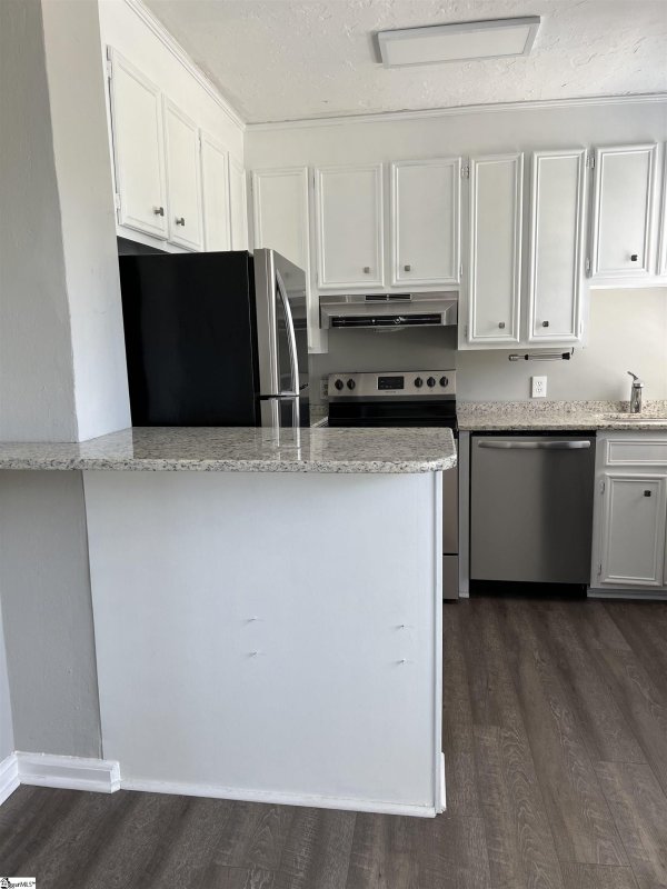 Property image 4 at 601 Cleveland 12F Street, Greenville, SC 29601