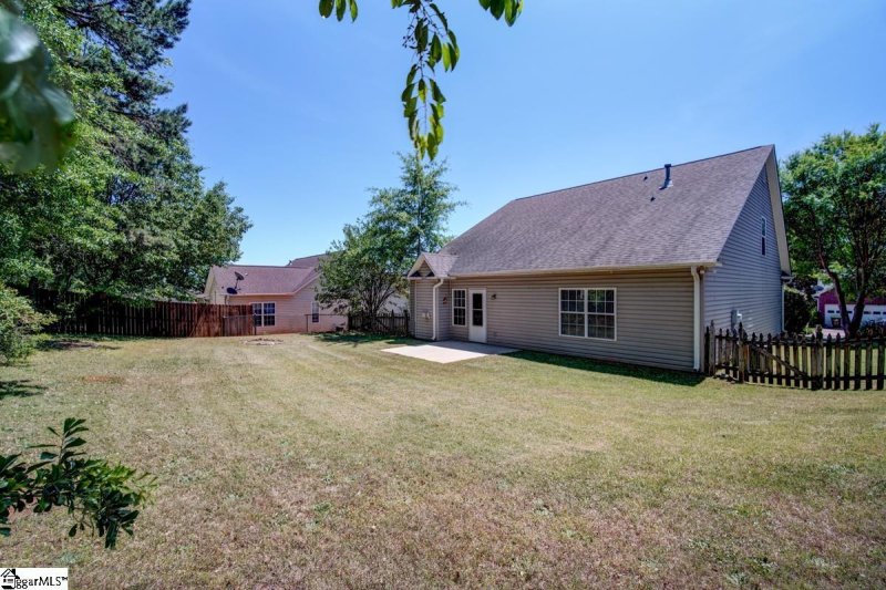 Property image 4 at 411 Chamber Lane, Moore, SC 29369