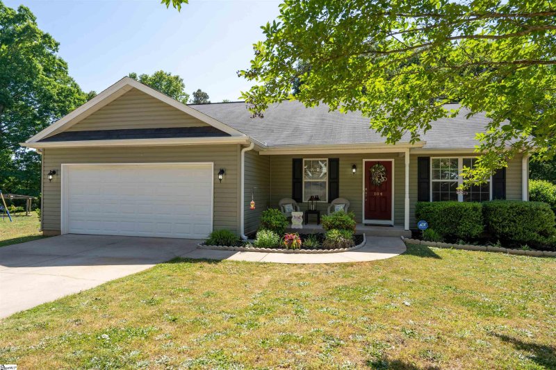 104 Lochenshire Place