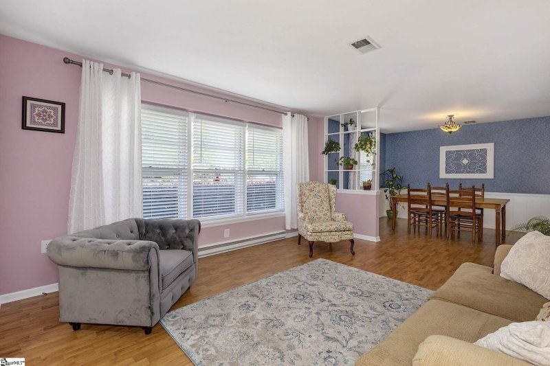 Property image 3 at 108 Adelaide Drive, Greenville, SC 29615