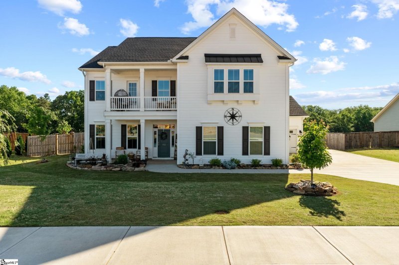 Property image 2 at 512 Ladysmith Drive, Simpsonville, SC 29681