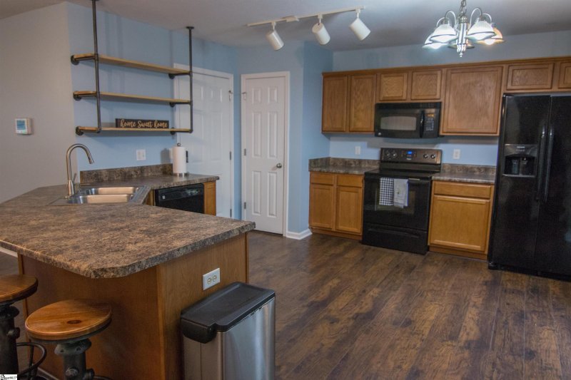 Property image 5 at 106 Saber Court, Greer, SC 29651