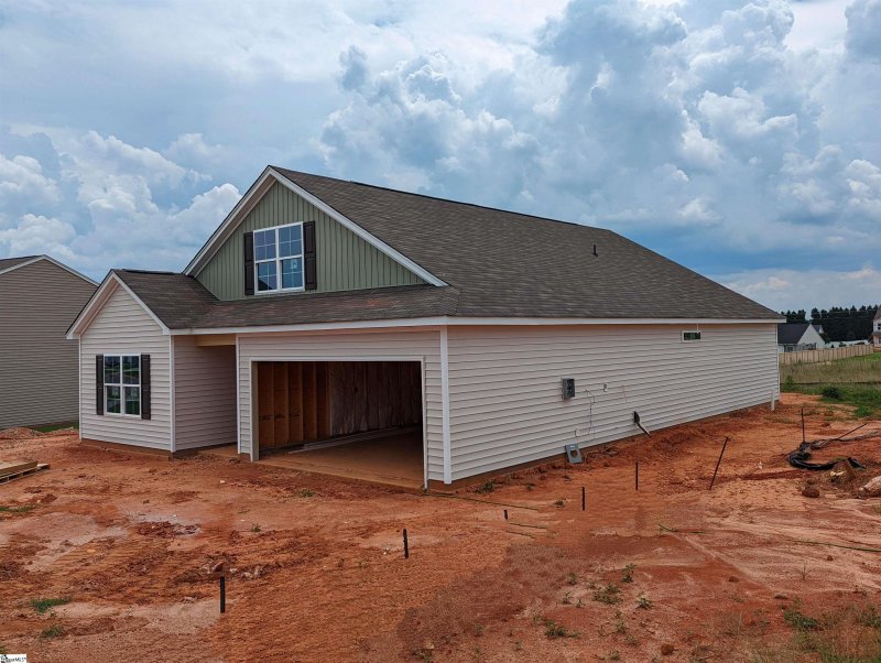 Property image 4 at 7218 Clemie Court, Boiling Springs, SC 29316