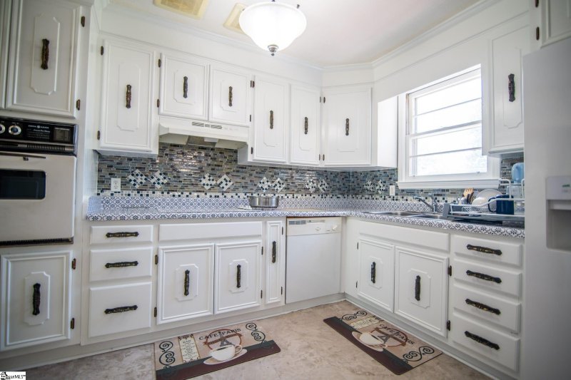 Property image 3 at 1 Ardmore Drive, Taylors, SC 29687
