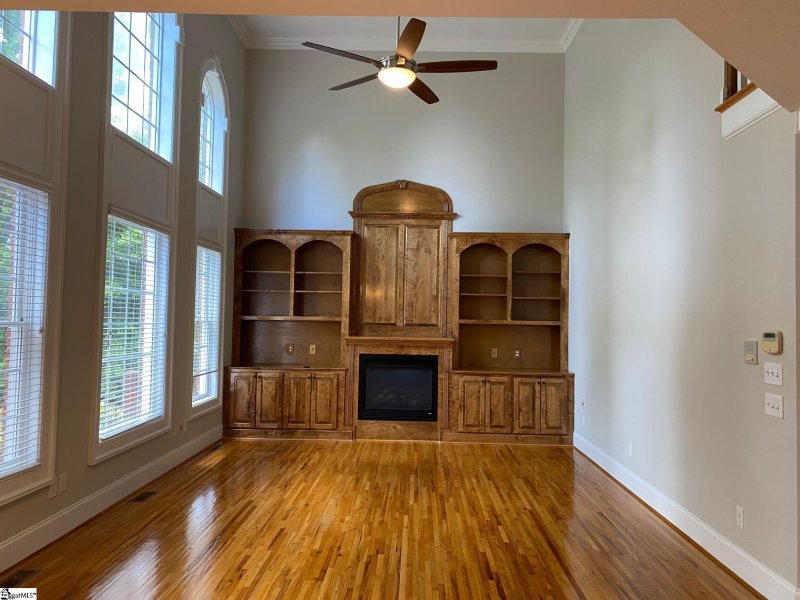 Property image 3 at 10 Downington Court, Greenville, SC 29615