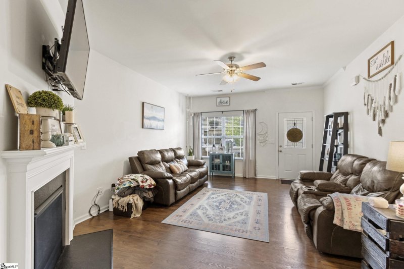 Property image 3 at 230 Addlestone Circle, Fountain Inn, SC 29644