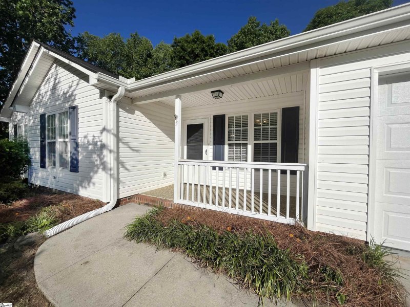 Property image 4 at 5 Waterthrush Way, Simpsonville, SC 29680