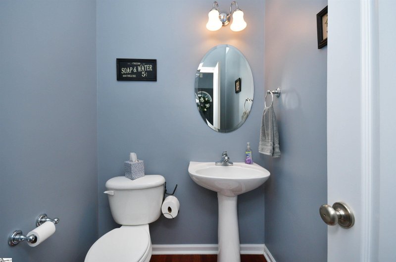 Property image 5 at 238 Cedar Crossing Lane, Greenville, SC 29615