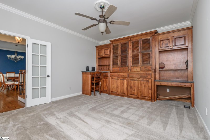 Property image 4 at 516 W Woodbury Lane, Spartanburg, SC 29301