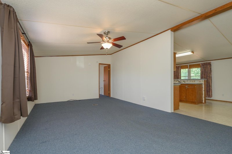 Property image 2 at 4 Mandalay Court, Pelzer, SC 29669